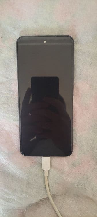 Redmi not 12 s ekran kirishka  almashgan xalaqit bermedi — 4