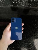 Iphone 12 blue. Память 64 GB ёмкость 76.