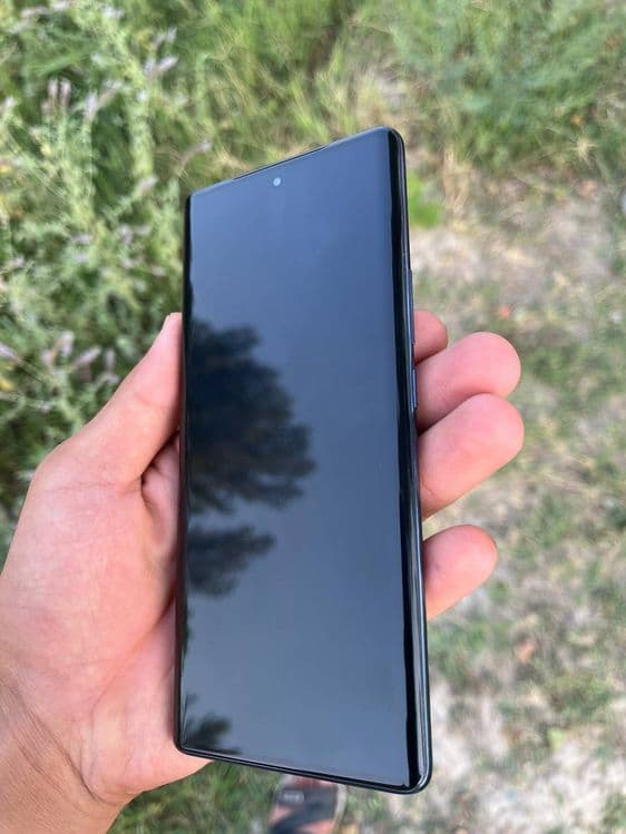 Infinix note 40 pro: ideal holatda 100%.karobka dakumenti bor — 2