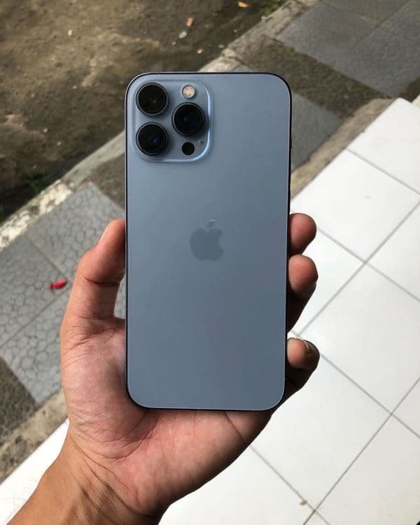 Iphone 13 pro  256 gb — 2