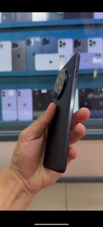 Oneplus 13 black — 3