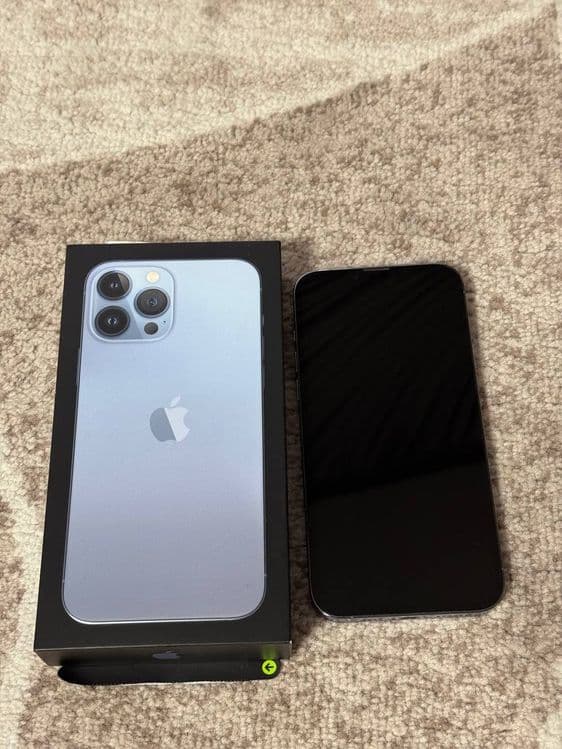 iphone 13 pro max — 4