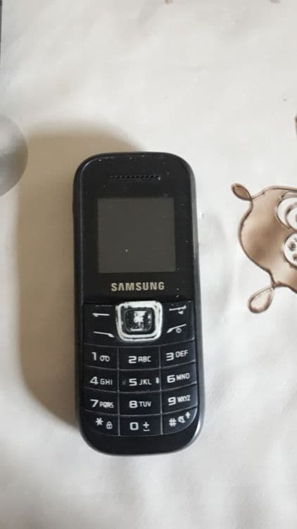 Самсунг телефон сотилади — 1