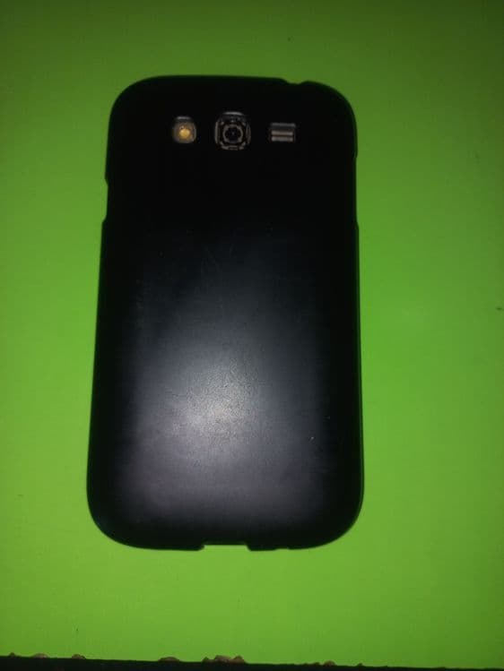 Samsung galaxy (GT-I9060) 8gb — 1