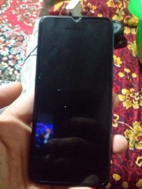 Telfon sotiladi 900 ming — 5