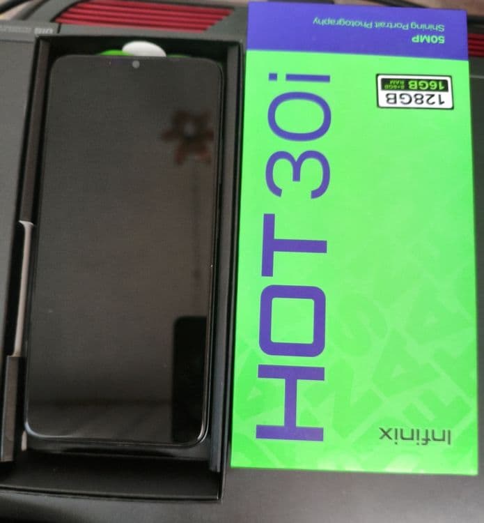 Infinix Hot 30i 8/128gb — 2