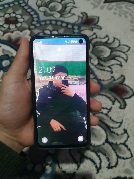 Samsung s10e idial — 5