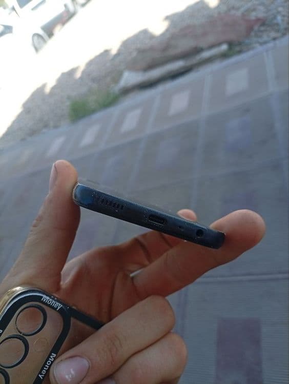 Samsung a24 srochna sotiladi — 4