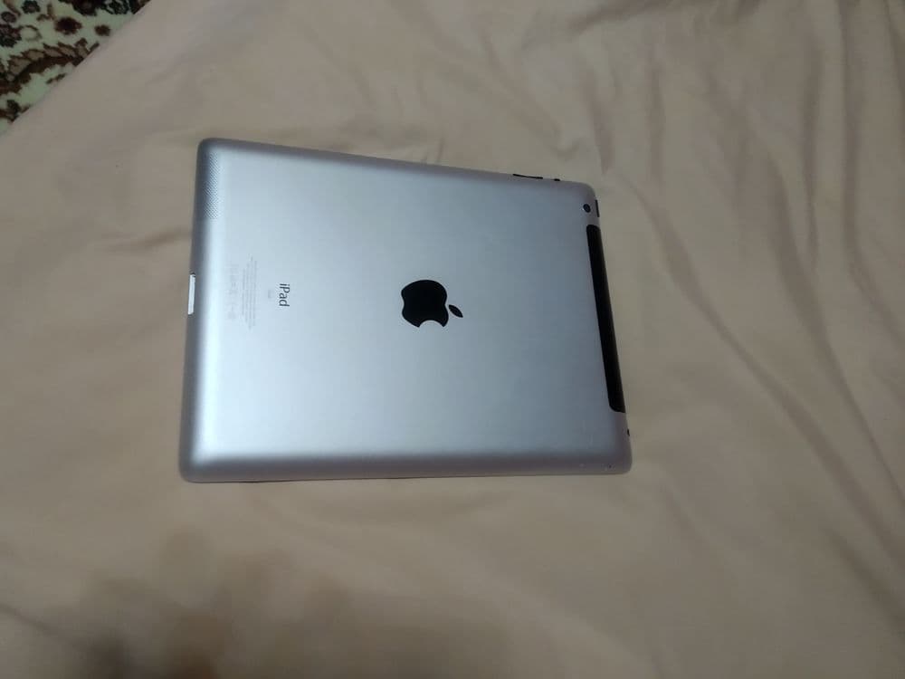 Apple iPad sotiladi yangi — 6
