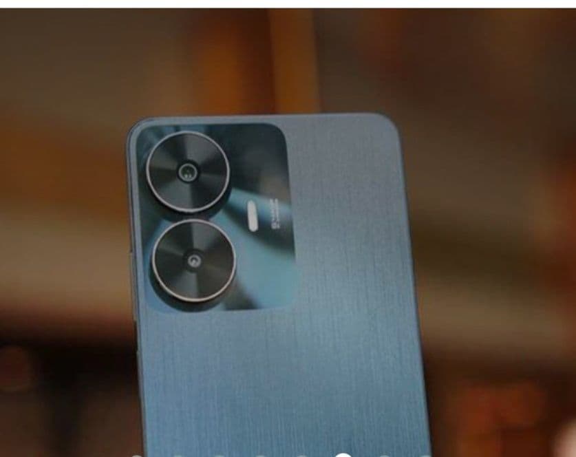 REALME c55 HOLATI Ideal  kelishamiz Manzil pastda — 2
