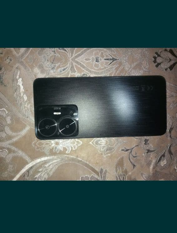 REALME c55 HOLATI Ideal  kelishamiz Manzil pastda — 3
