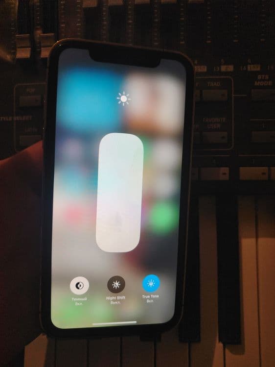Iphone xr iphone xr 128 talik — 3