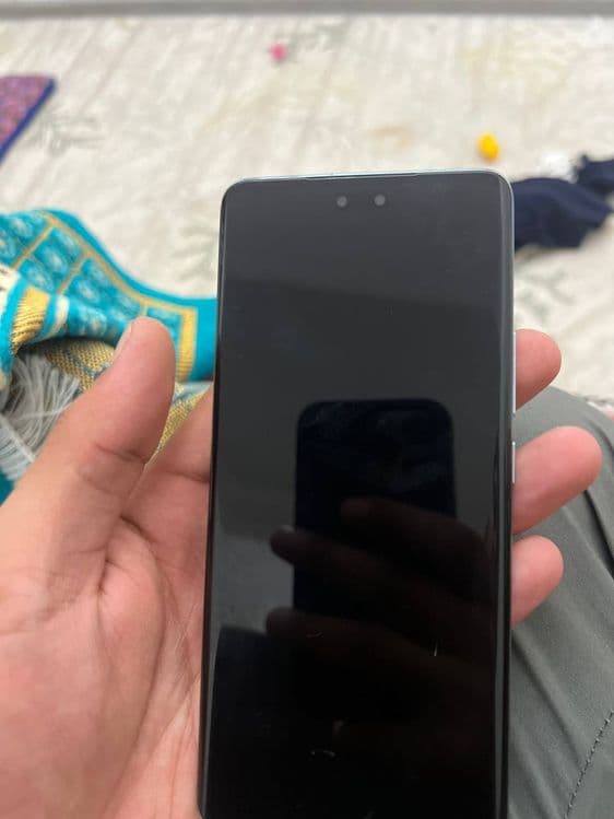 Xiaomi 13 lite karopka dakument — 1