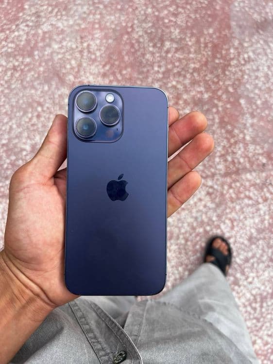 Iphone 14 pro max — 2