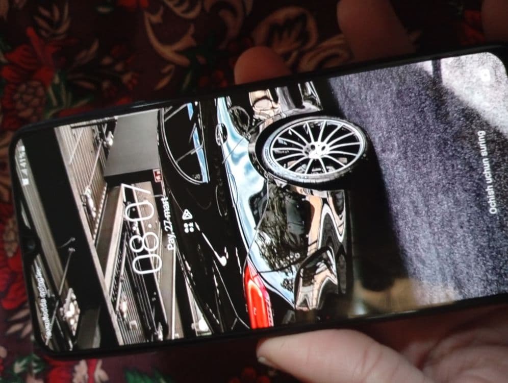 Samsung. A20 yili2020 sroshniy — 2