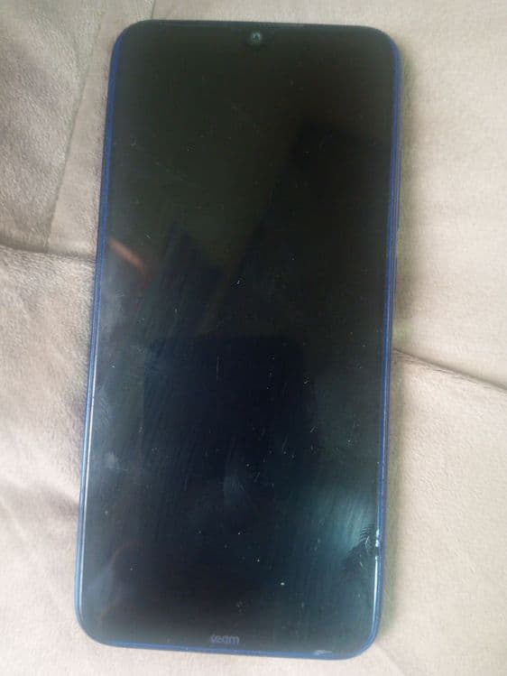 Telefon sotiladi redmi not 8 xotira 4/64 xolati zoʻr — 2