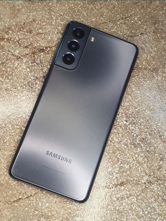 Samsung s21 5g 256/8 — 7