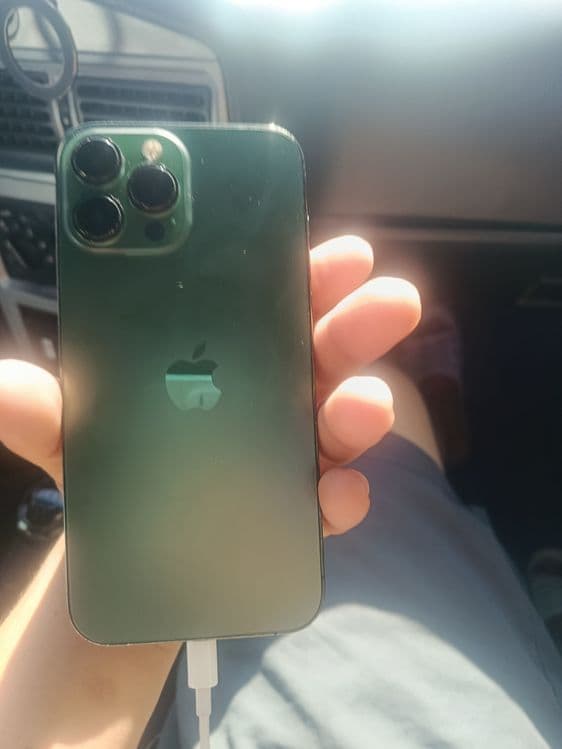 Iphone 13 pro max — 2
