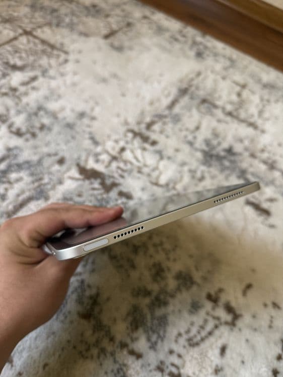 Apple Ipad 11  A16 — 3