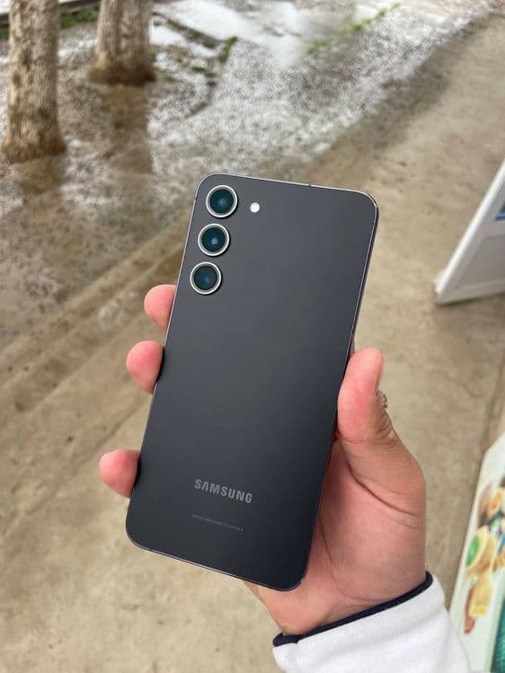 samsung s23 plus — 4