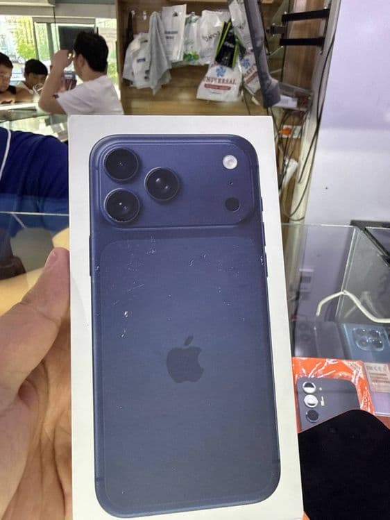 Iphone 17 pro max 256gb — 1