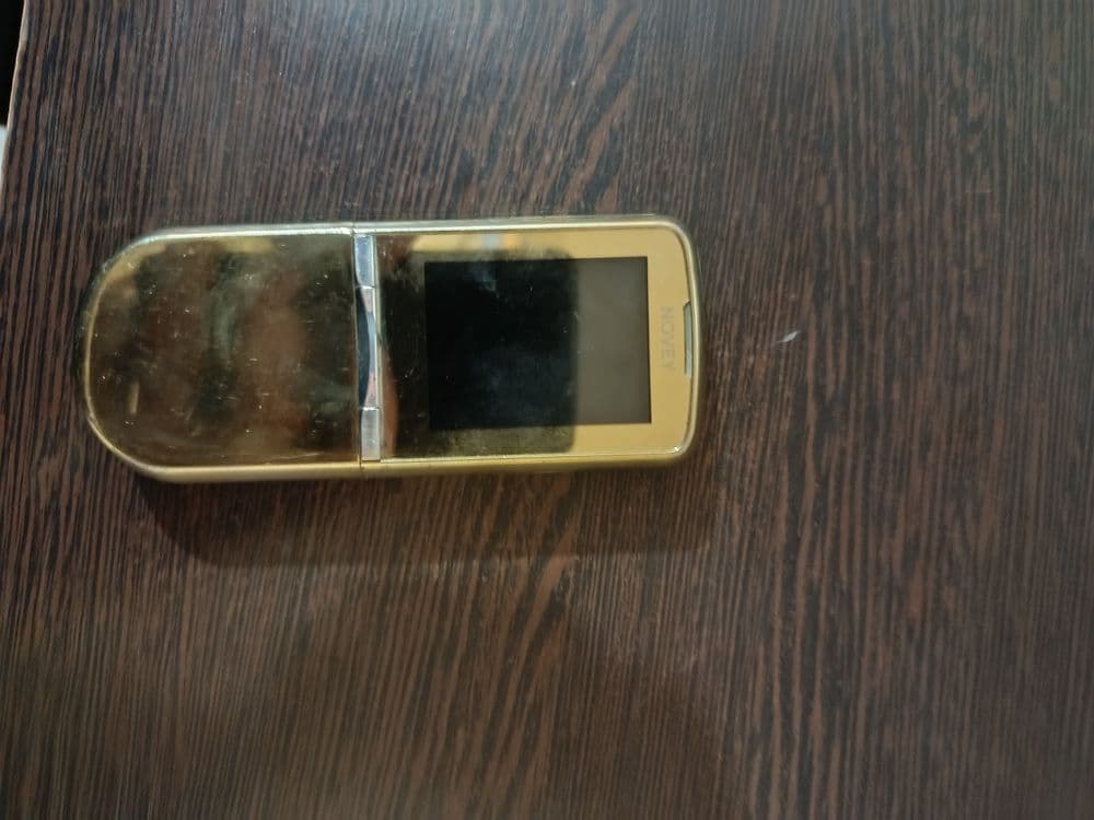 Novey telefoni sotiladi Holati alo — 4