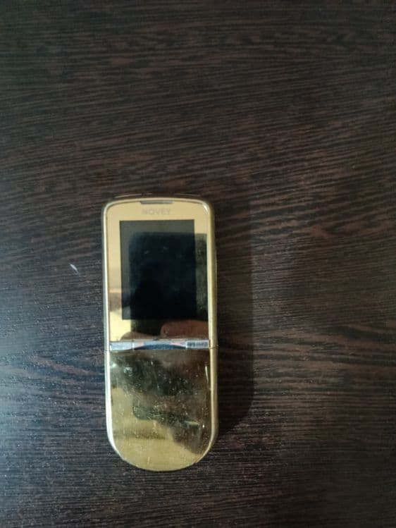 Novey telefoni sotiladi Holati alo — 5