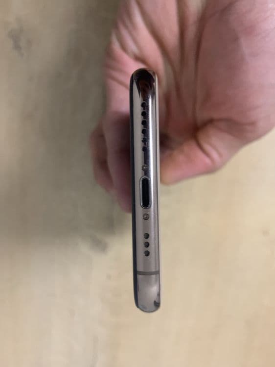 iPhone Xr LL/A 64Gb — 5