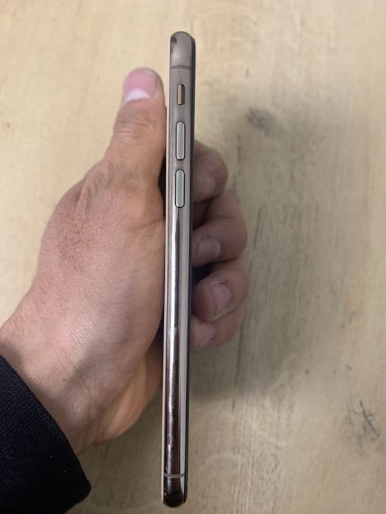 iPhone Xr LL/A 64Gb — 6