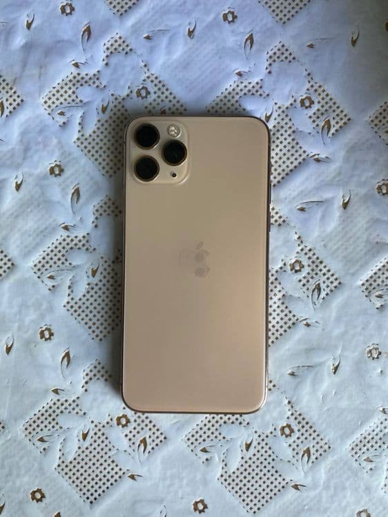 Iphone 11 pro model 300$ — 2