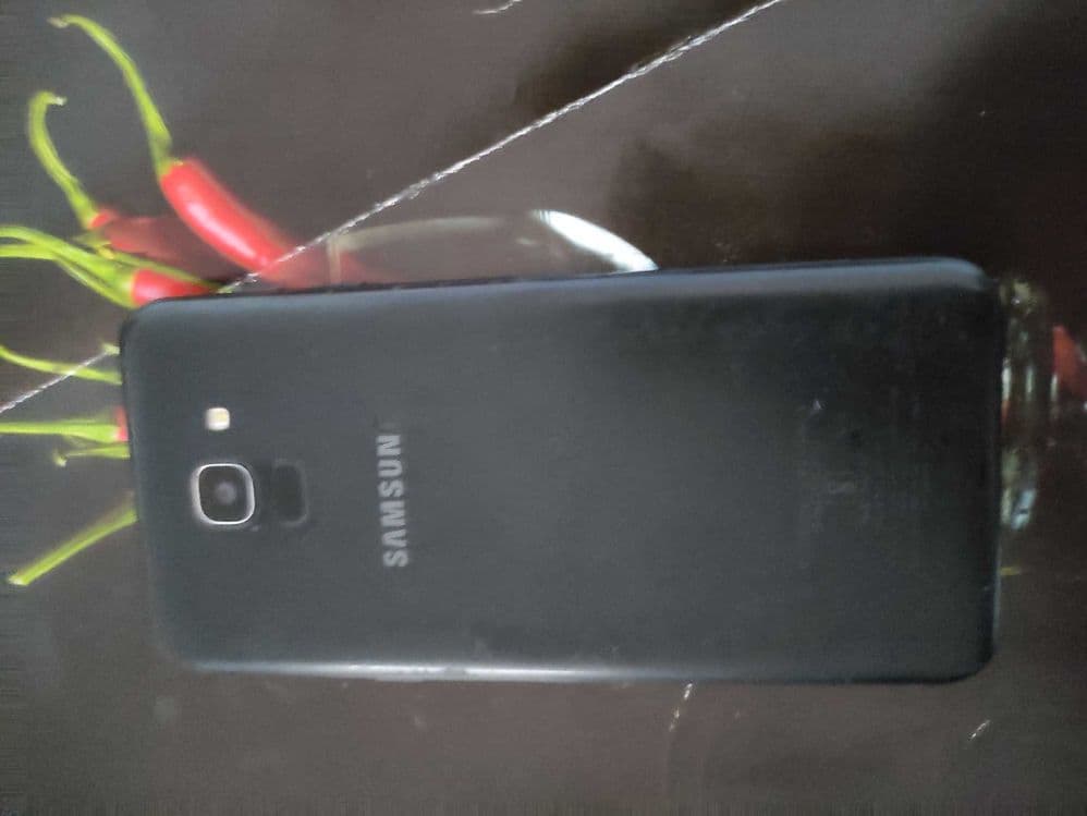Galaxy J6 Samsung — 3
