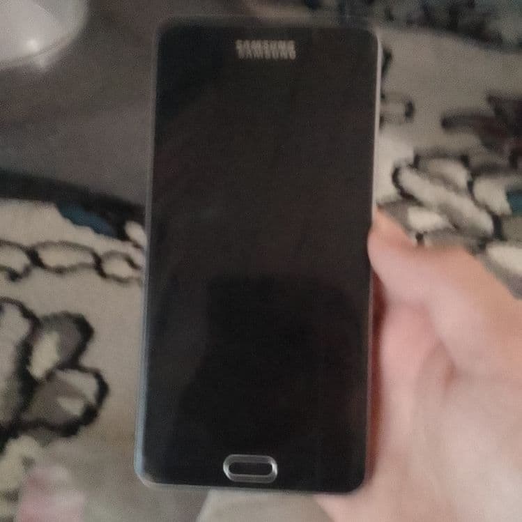 Samsung a7 sotiladi — 1