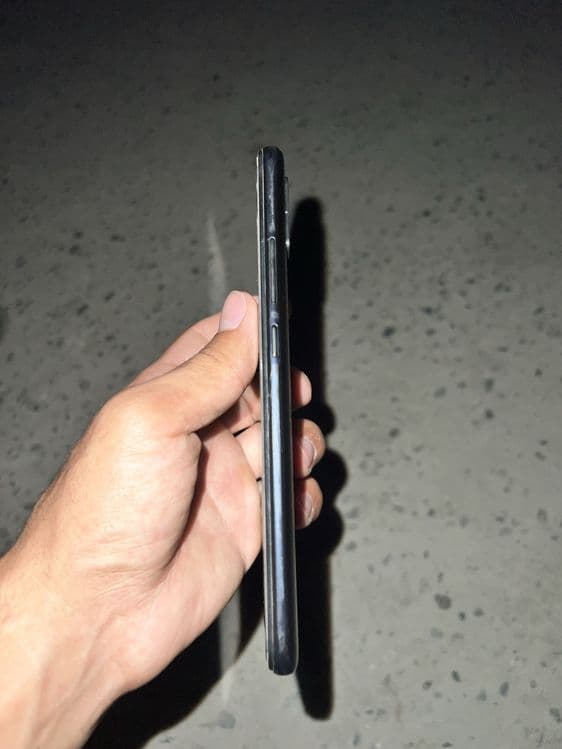 Redmi 9 a holati o’rtacha ekran stiklosi singan karobka dak yoq — 2
