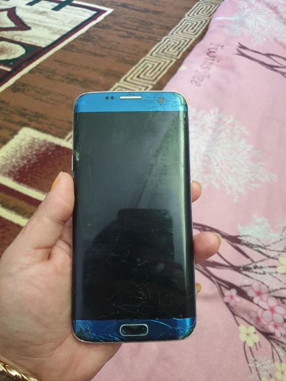 Продам телефон самсунг  с7 — 6