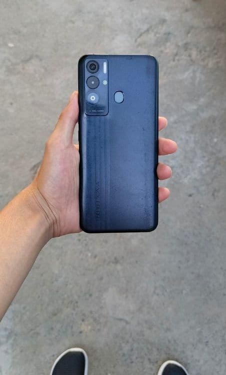 Tecno  Pova  Neo — 3