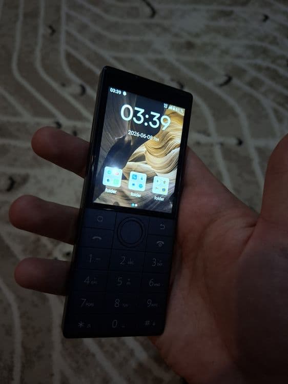 Кнопочно сенсорный телефон xiaomi qin22 32gb