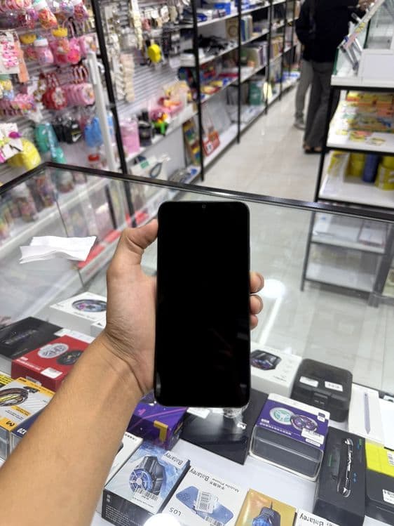 Realme c 30s 64/3 — 1