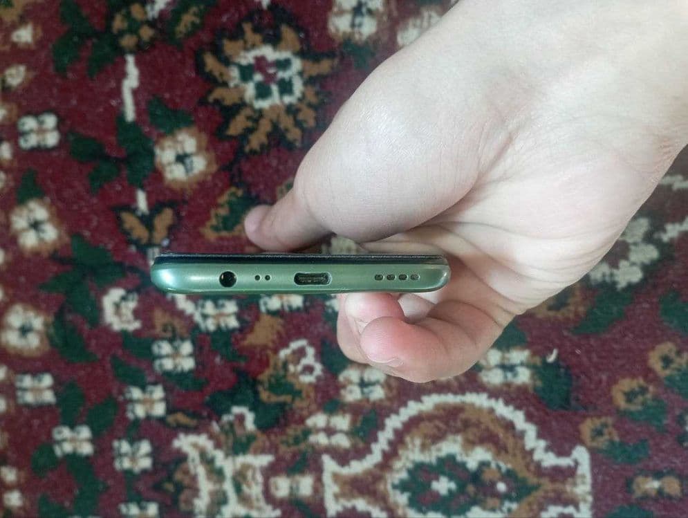 Realme 6i 128/6gb h — 4
