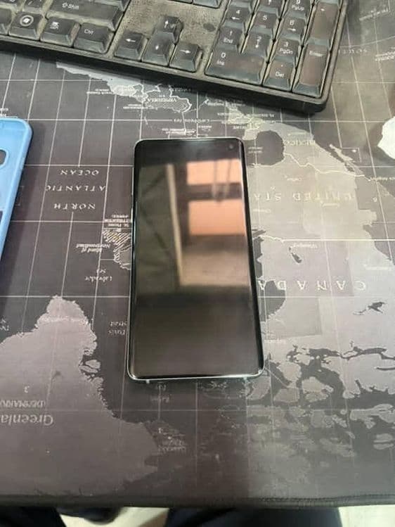 Samsung Galaxy s10 — 2