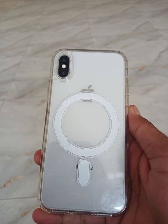 Iphone x 256gb batarea alishgan — 2
