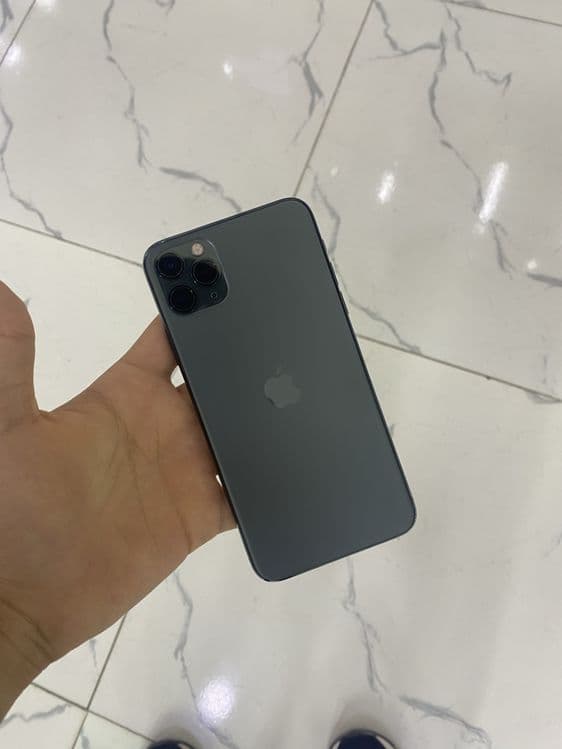 iphone 11 pro max — 1