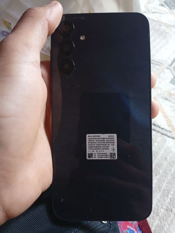 Samsung a15yangi — 2