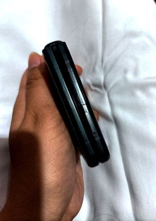 Samsung Galaxy Z flip 3 — 7