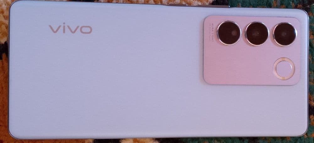 Vivo v27 5G kafolat bor — 2