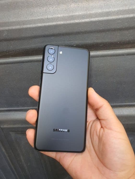 Samsung S21 Plus 5G — 1
