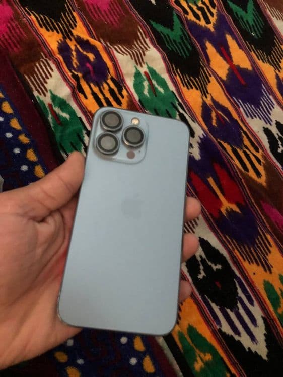 iPhone 13 pro с гарантии — 1