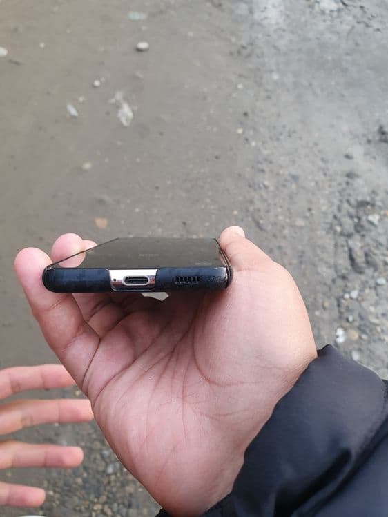 s21 kareski 5G . — 2