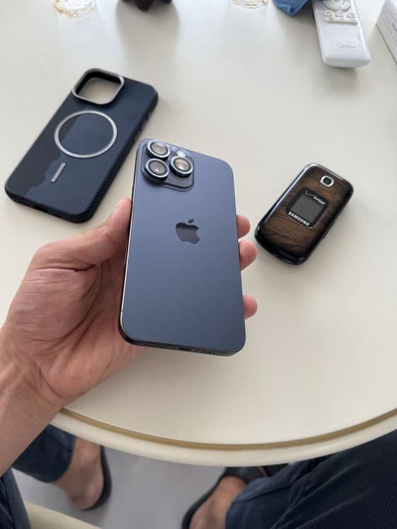 Iphone 15 pro max 256gb LL/A dark blue — 2