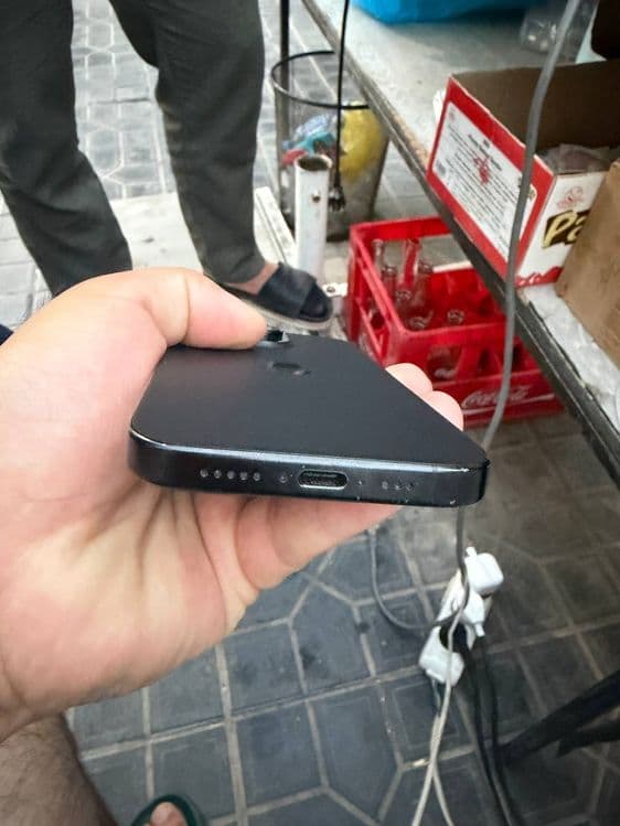 Срочно! Продается Iphone 16 pro 256gb, ёмкость 92% — 4