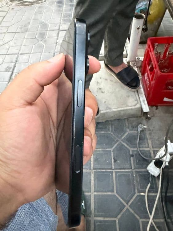 Срочно! Продается Iphone 16 pro 256gb, ёмкость 92% — 5